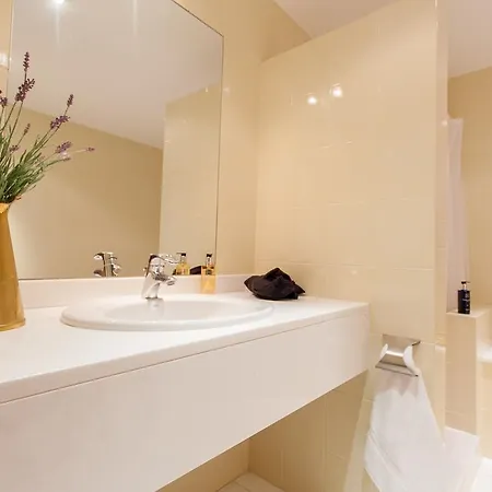 Ourmadeira - 6001 * Funchal (Madeira)